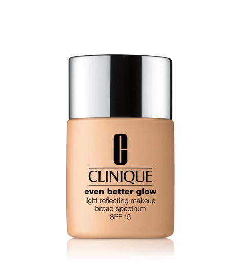 Even Better Glow Light Reflecting Makeup SPF15 Chamois